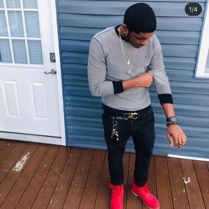 Meet your Posher, Charles